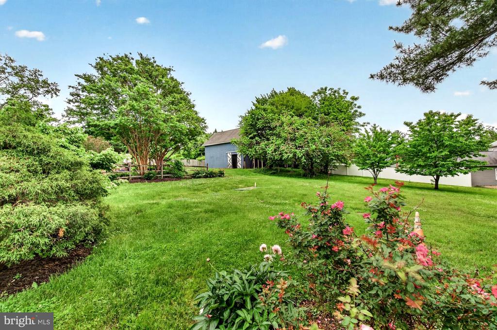 18040 BARNESVILLE ROAD