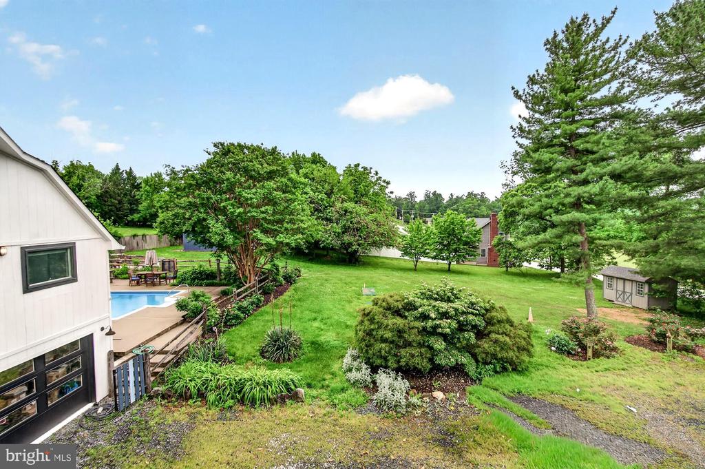 18040 BARNESVILLE ROAD