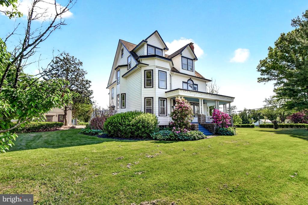 18040 BARNESVILLE ROAD