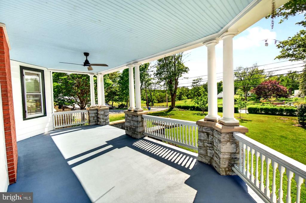 18040 BARNESVILLE ROAD