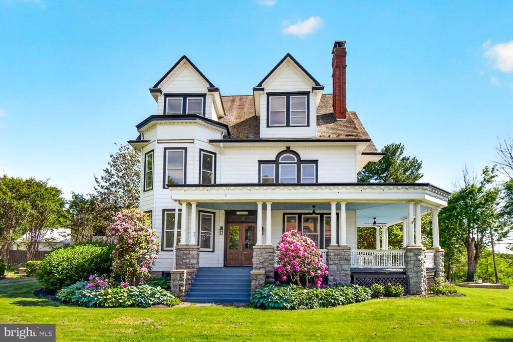 18040 BARNESVILLE ROAD