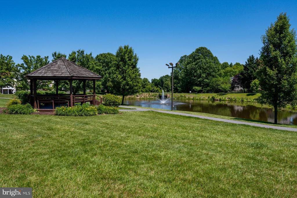 3157 BENTON SQUARE DRIVE