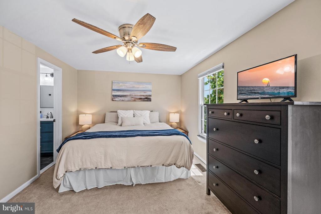 3157 BENTON SQUARE DRIVE