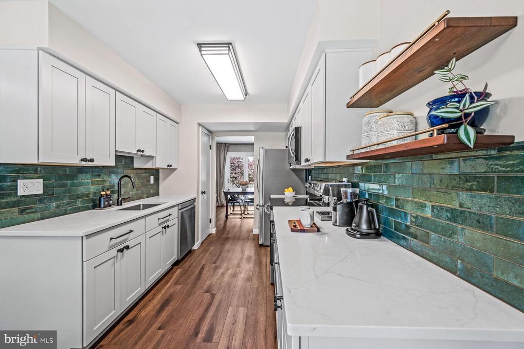 3157 BENTON SQUARE DRIVE