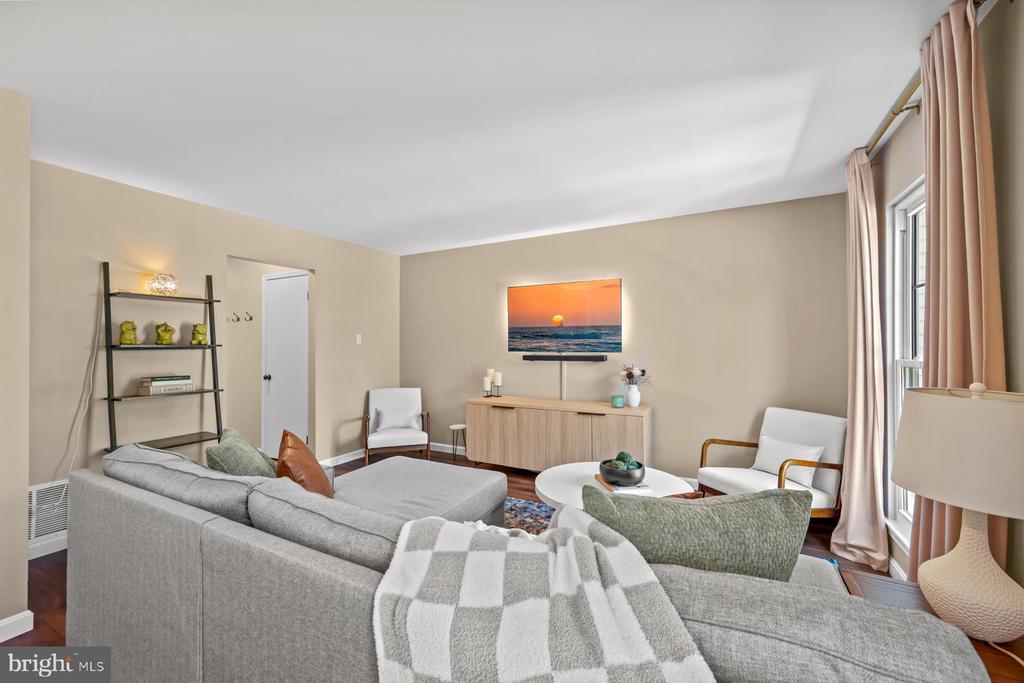 3157 BENTON SQUARE DRIVE