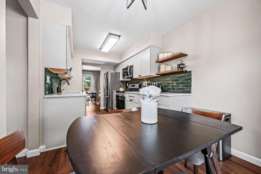 3157 BENTON SQUARE DRIVE