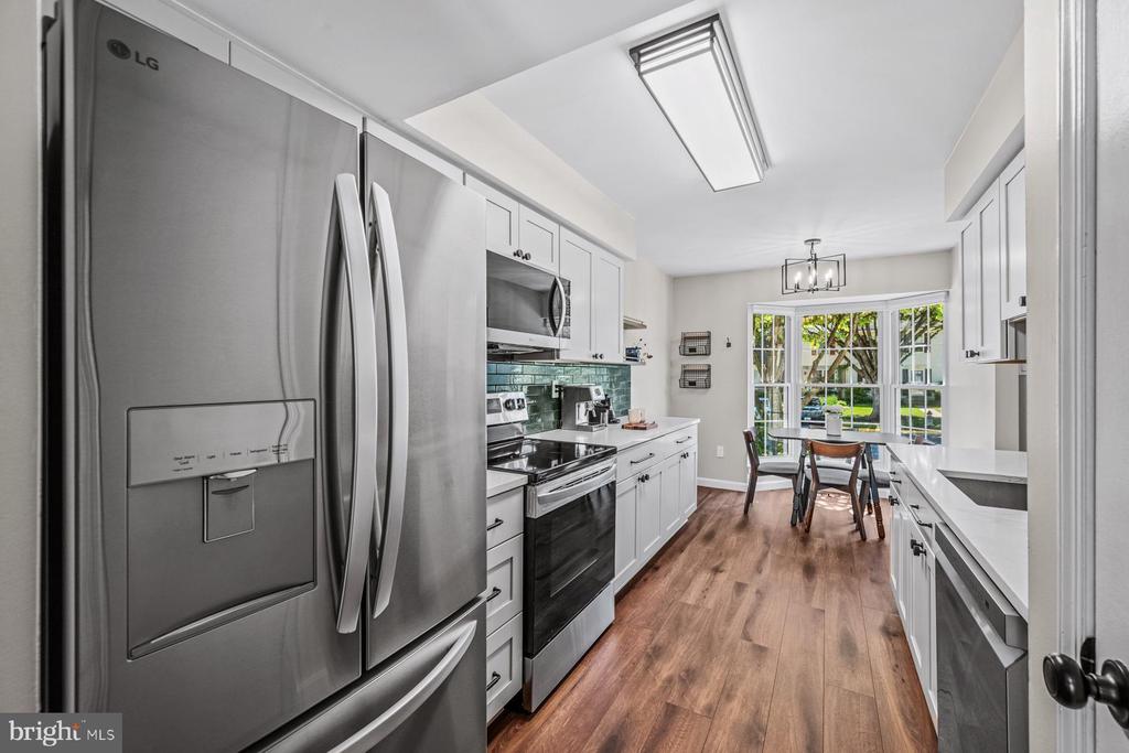 3157 BENTON SQUARE DRIVE
