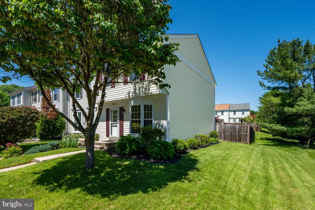 3157 BENTON SQUARE DRIVE