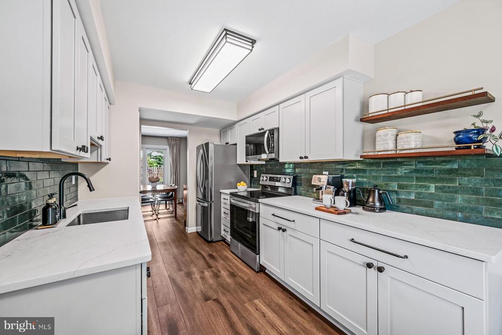 3157 BENTON SQUARE DRIVE