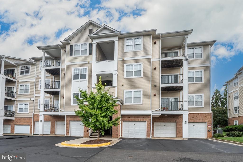 19609 GALWAY BAY CIRCLE Unit: 202