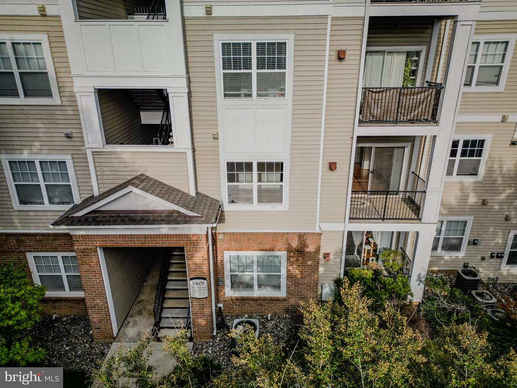19609 GALWAY BAY CIRCLE Unit: 202