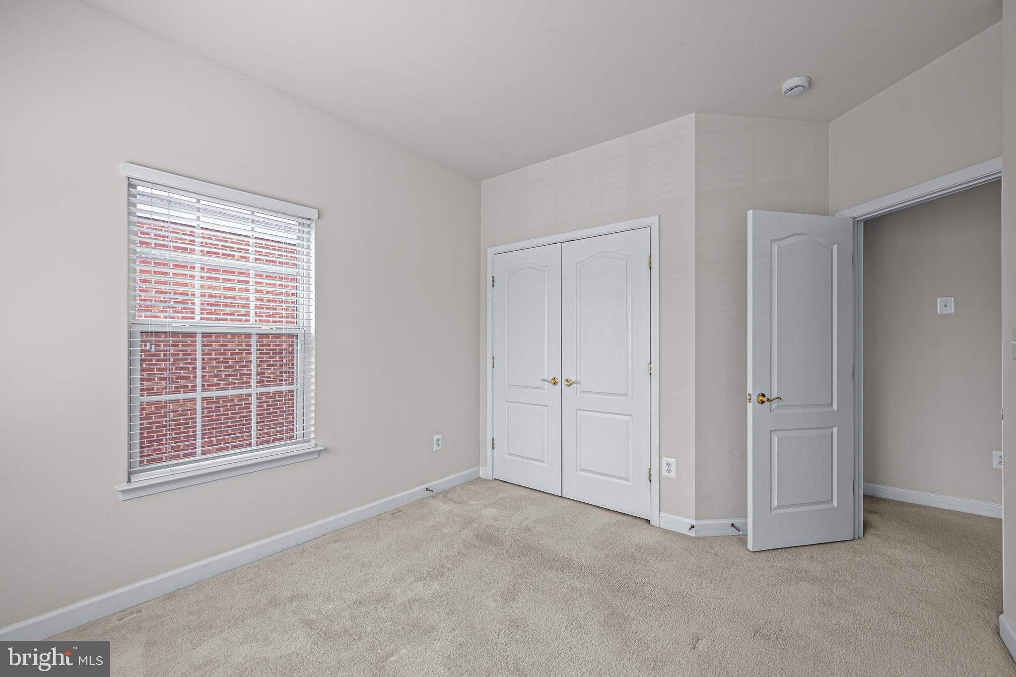 633 Spectator Ave