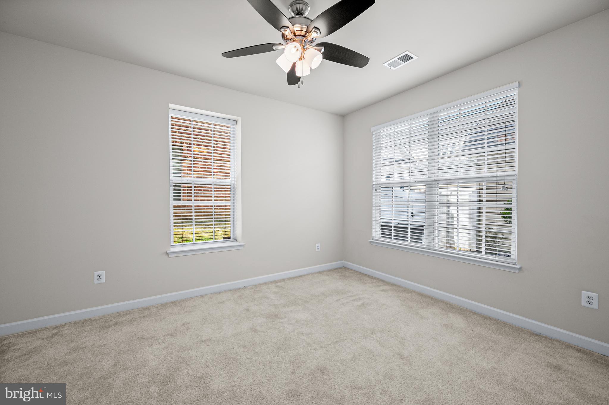 633 Spectator Ave