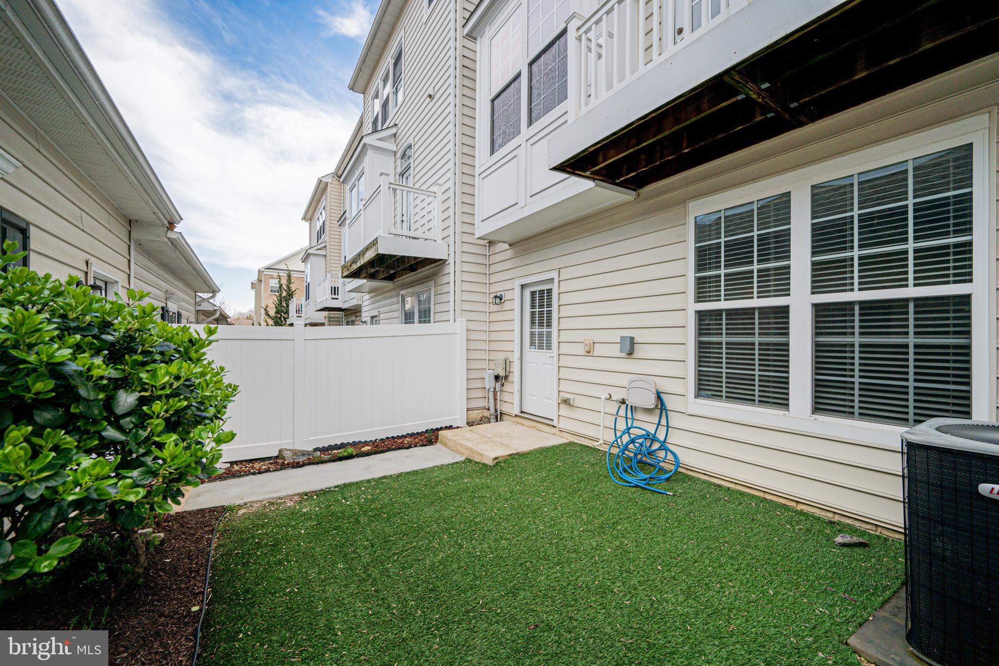 633 Spectator Ave