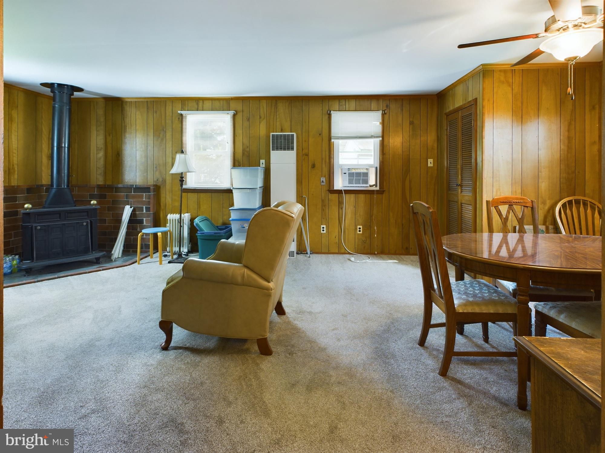 902 Carroll Ave