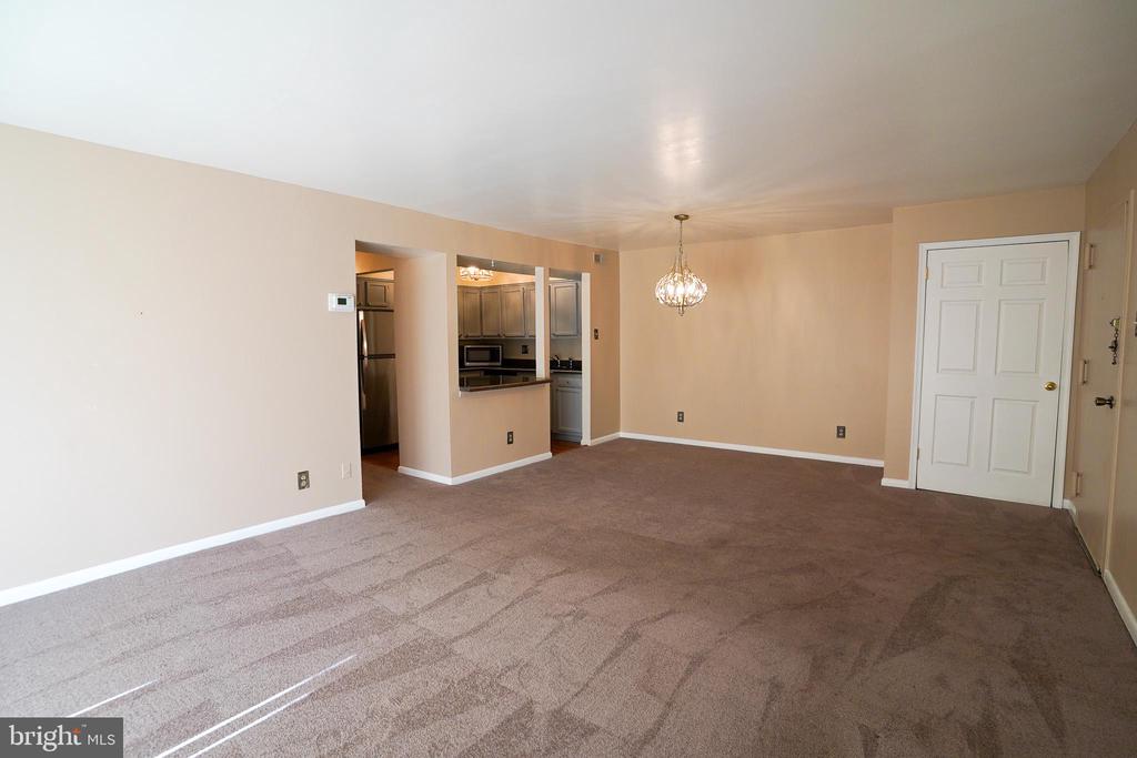 10115 PRINCE PLACE 301-2A