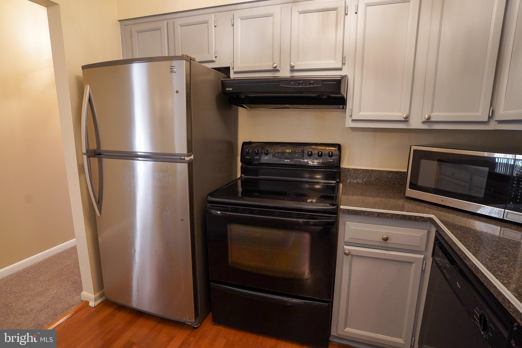 10115 PRINCE PLACE 301-2A