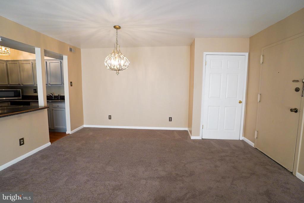 10115 PRINCE PLACE 301-2A