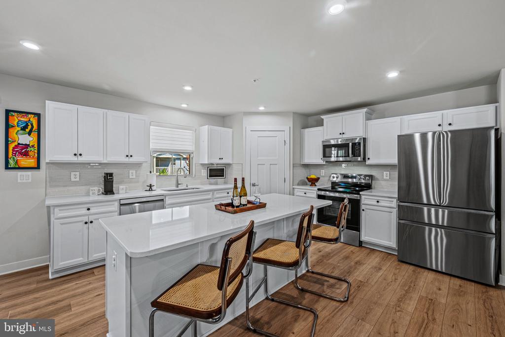 8406 MEADOW ROCK LANE