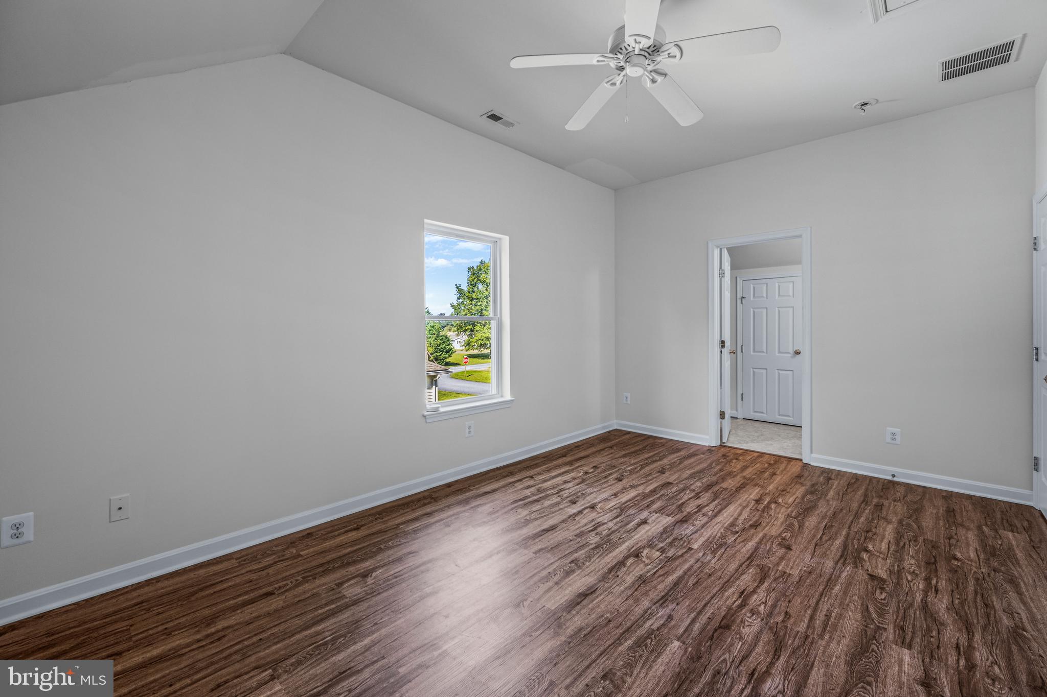 106 Stewart LANE