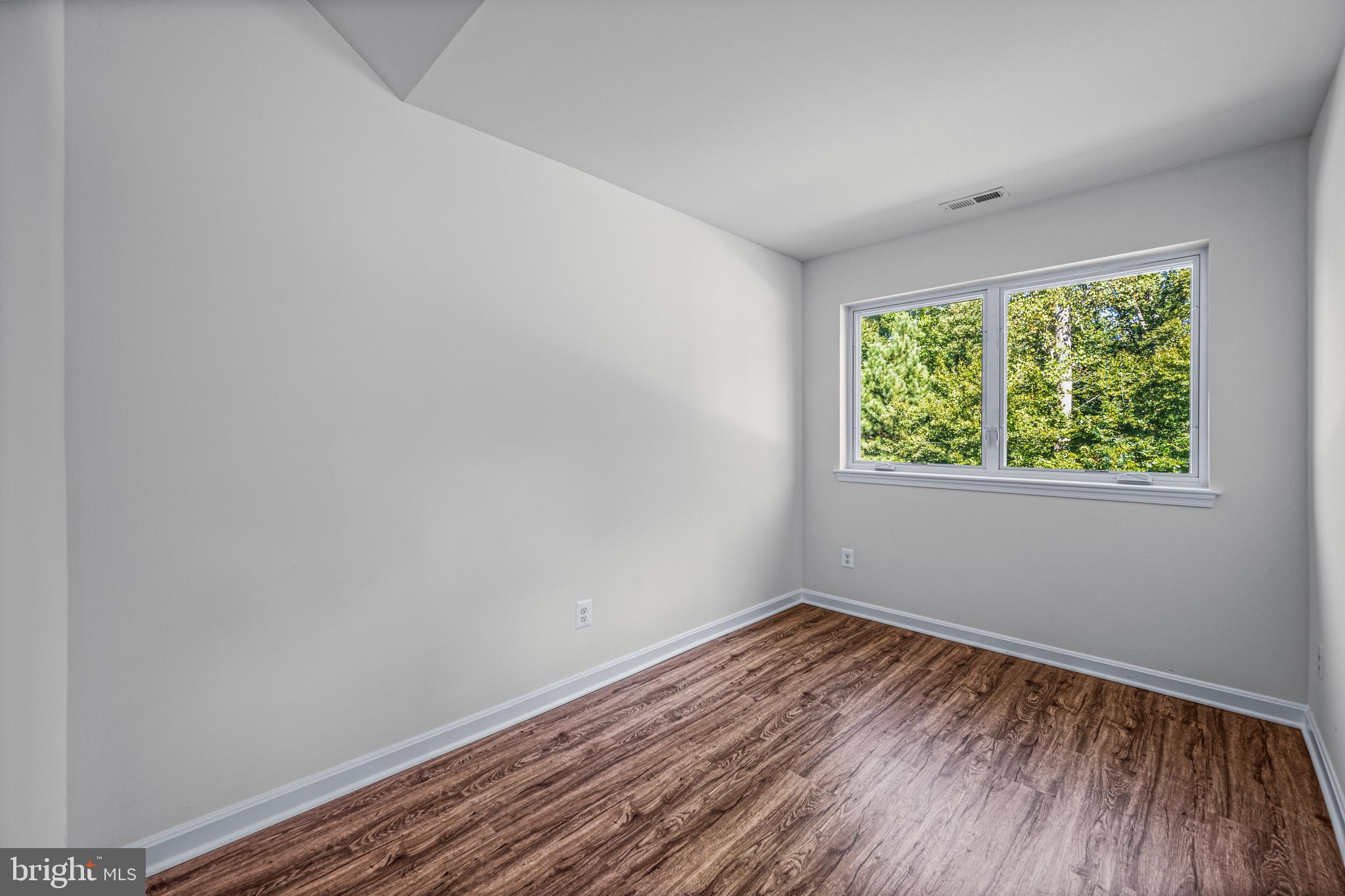 106 Stewart LANE