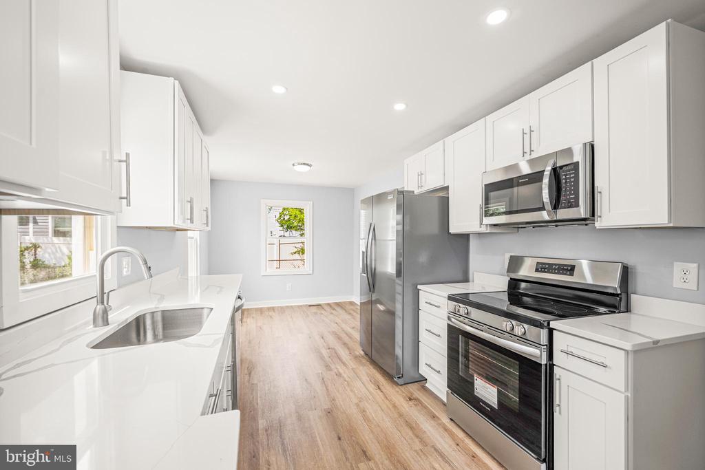 21741 Gambier Pl