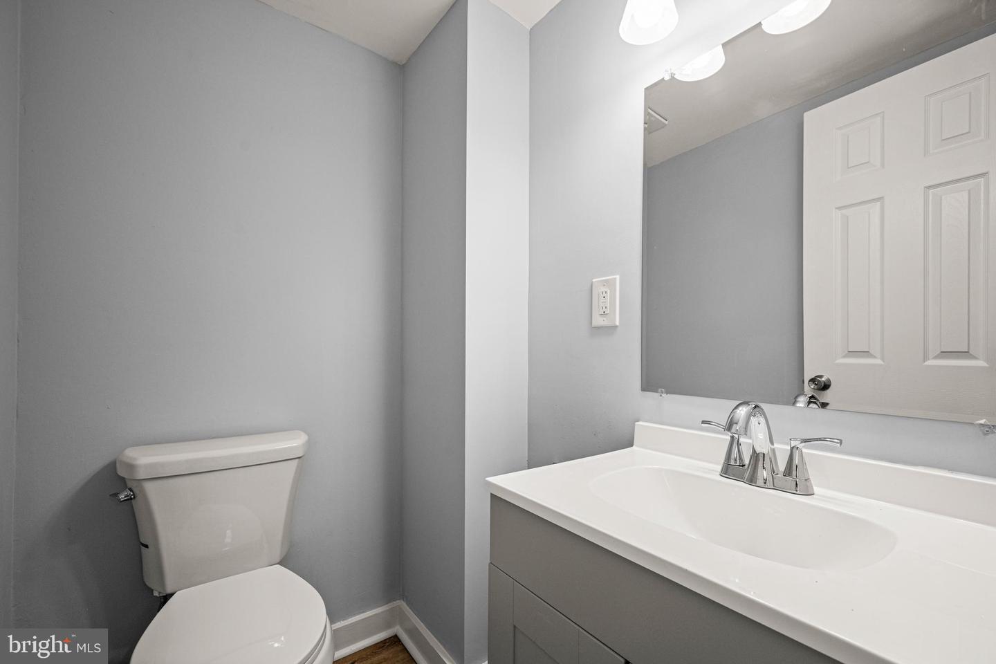 21741 Gambier Pl