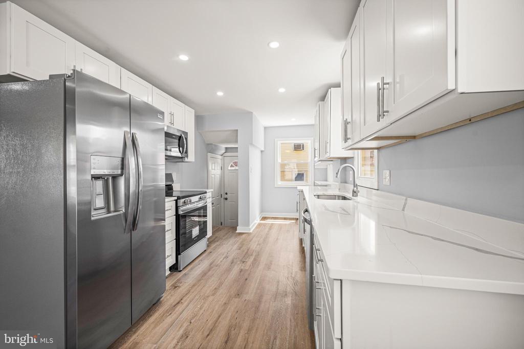 21741 Gambier Pl