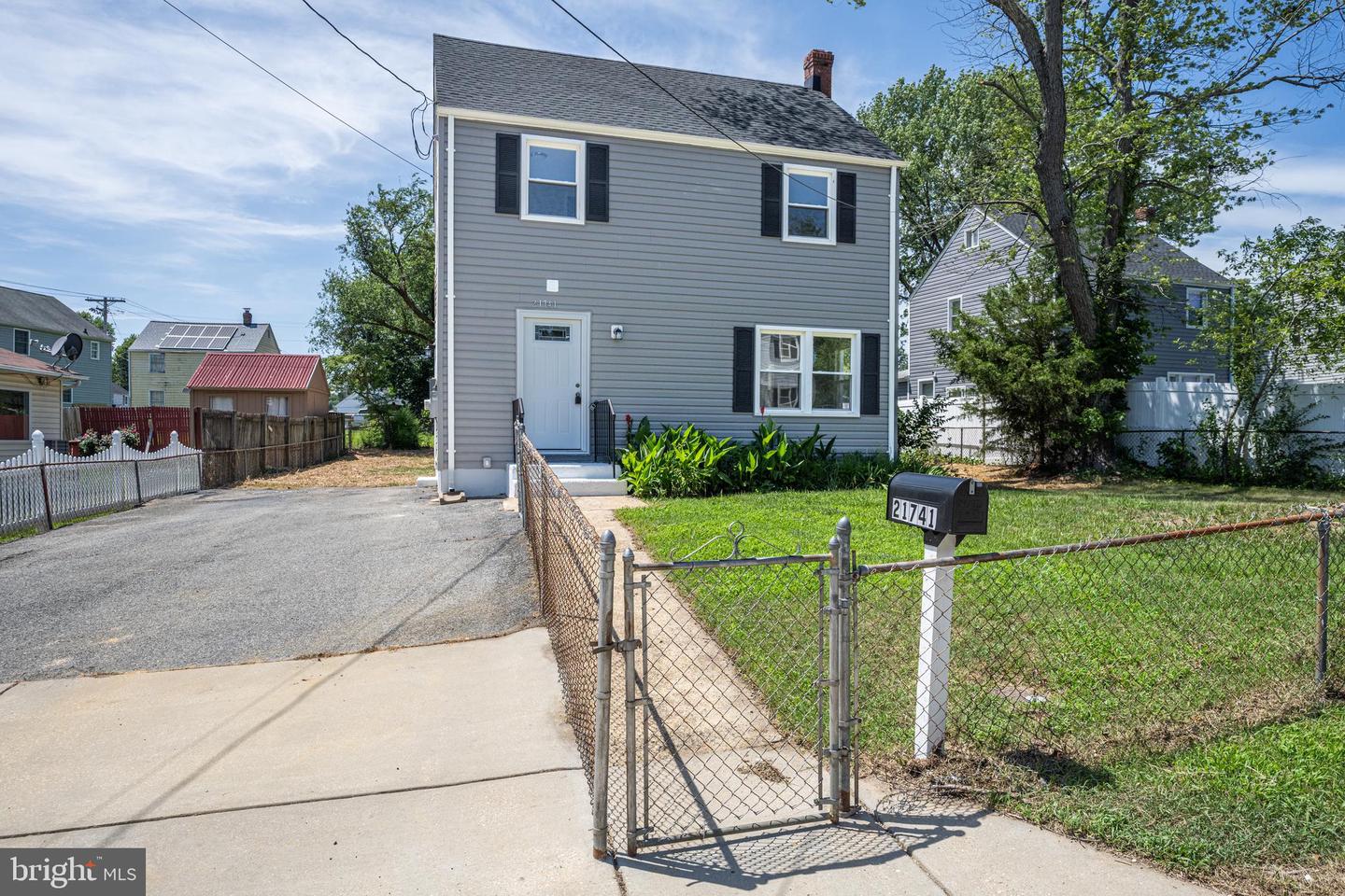 21741 Gambier Pl