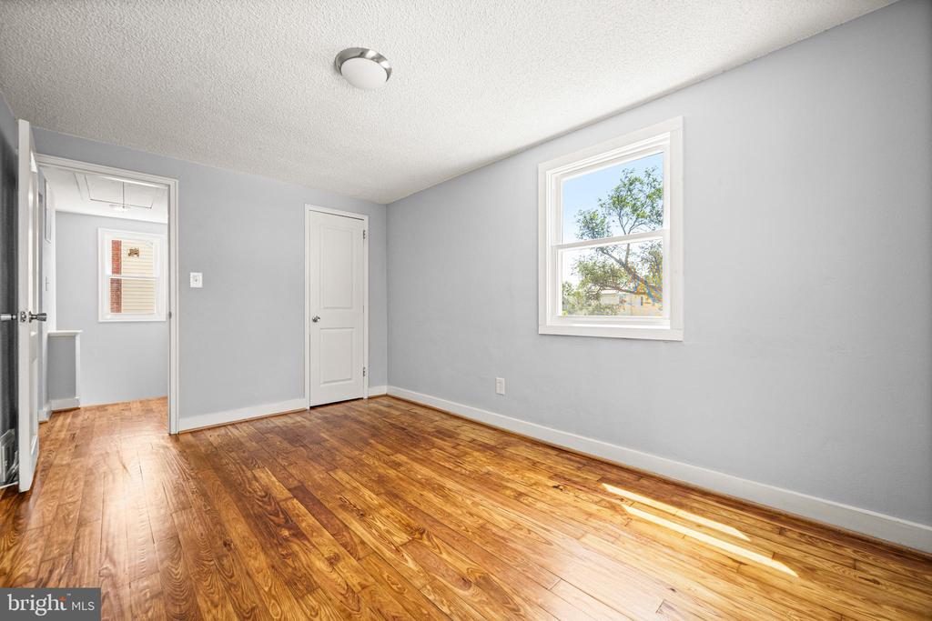 21741 Gambier Pl