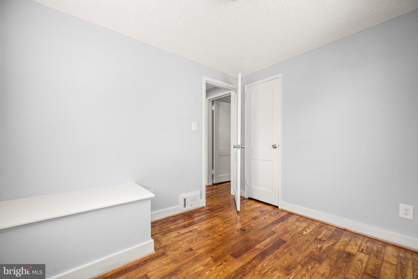 21741 Gambier Pl