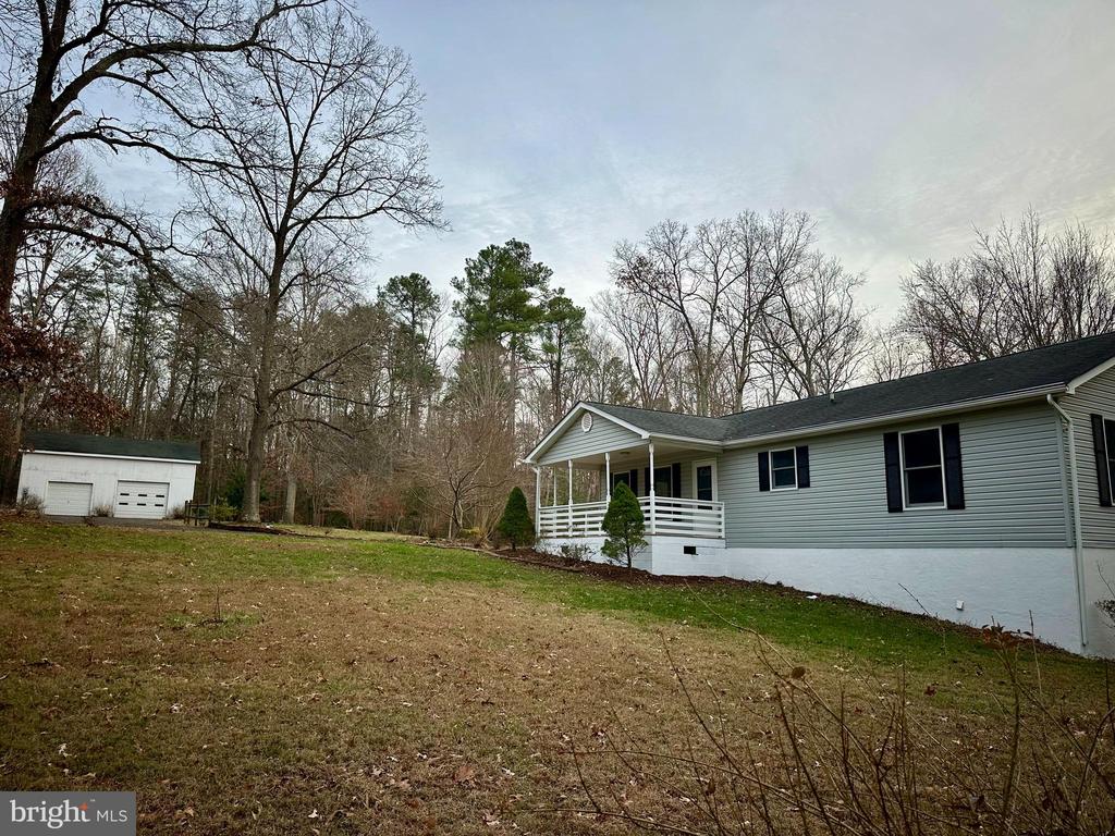 40634 CAROLYN LANE
