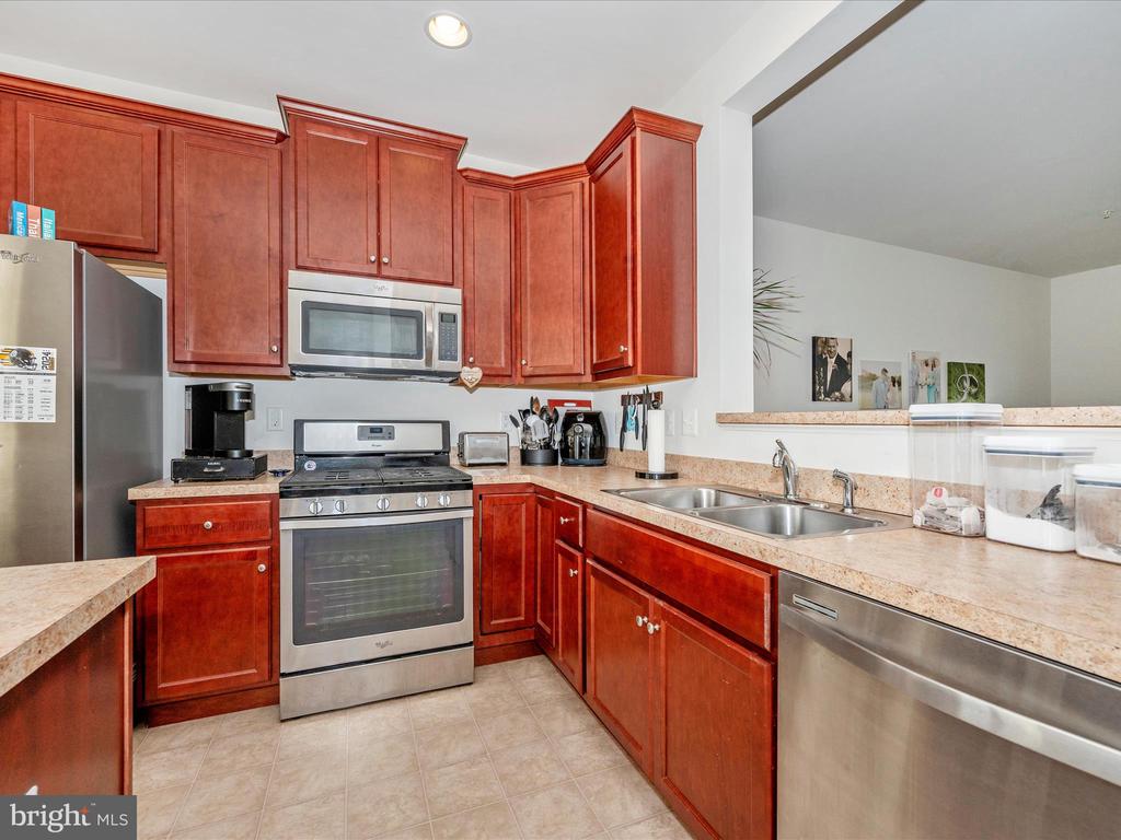 13133 Nittany Lion Cir
