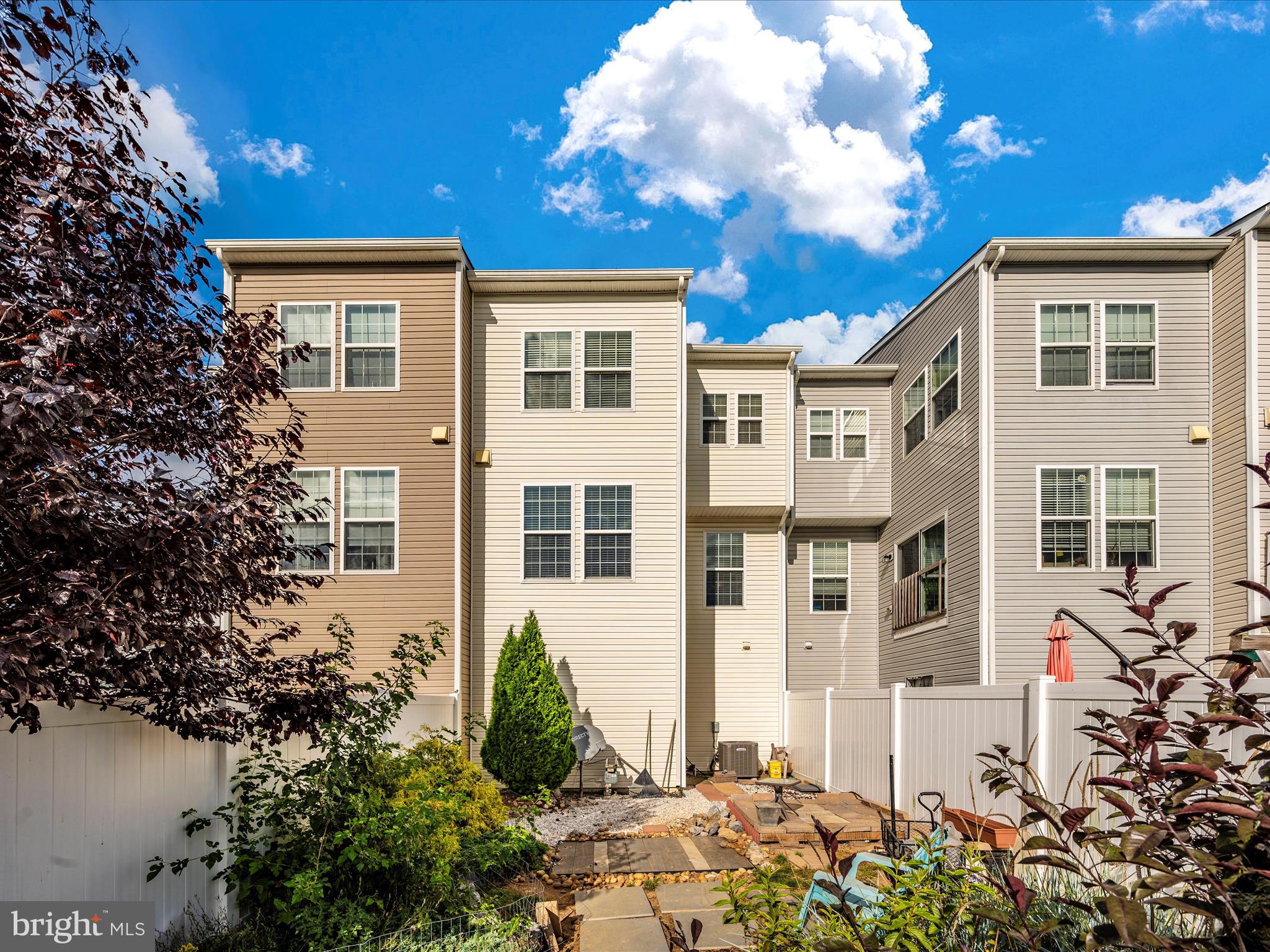 13133 Nittany Lion Cir