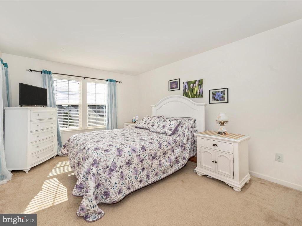 13133 Nittany Lion Cir