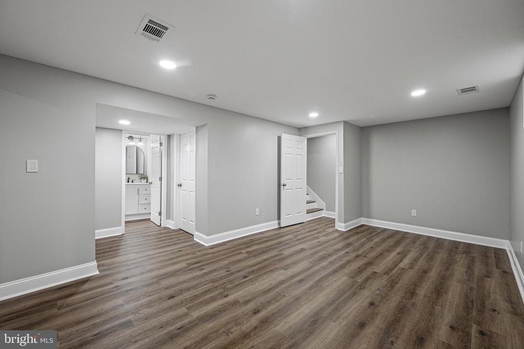 833 NOLAND DRIVE
