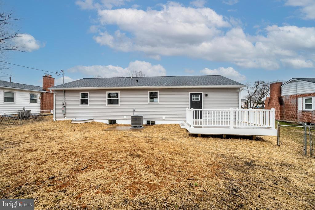 833 NOLAND DRIVE