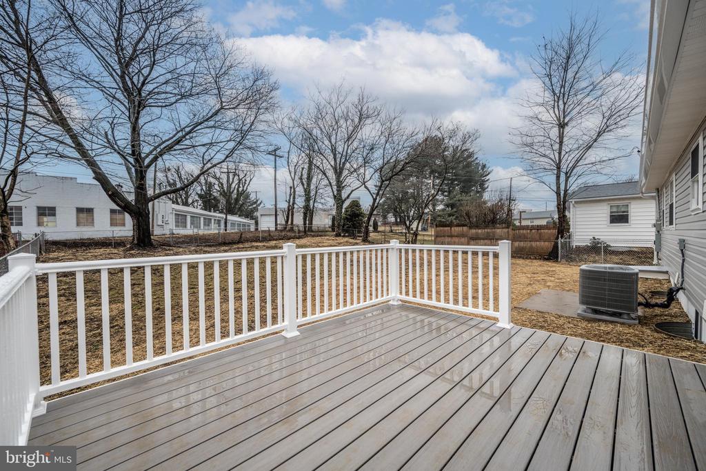 833 NOLAND DRIVE