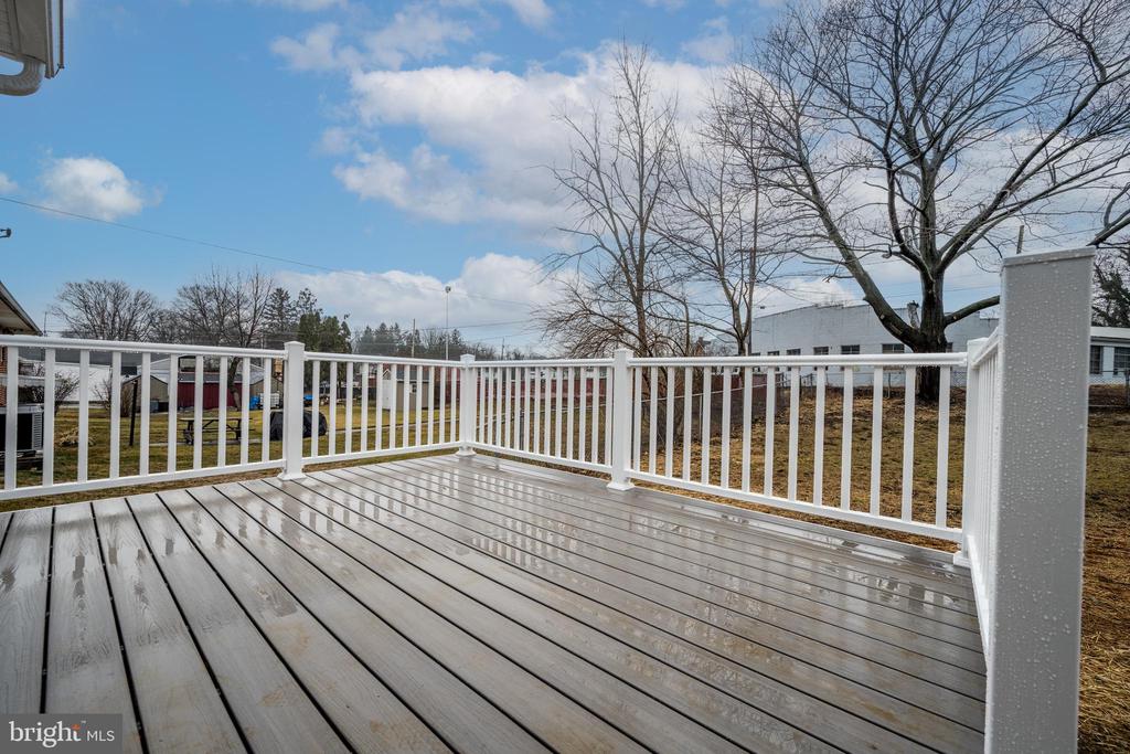 833 NOLAND DRIVE