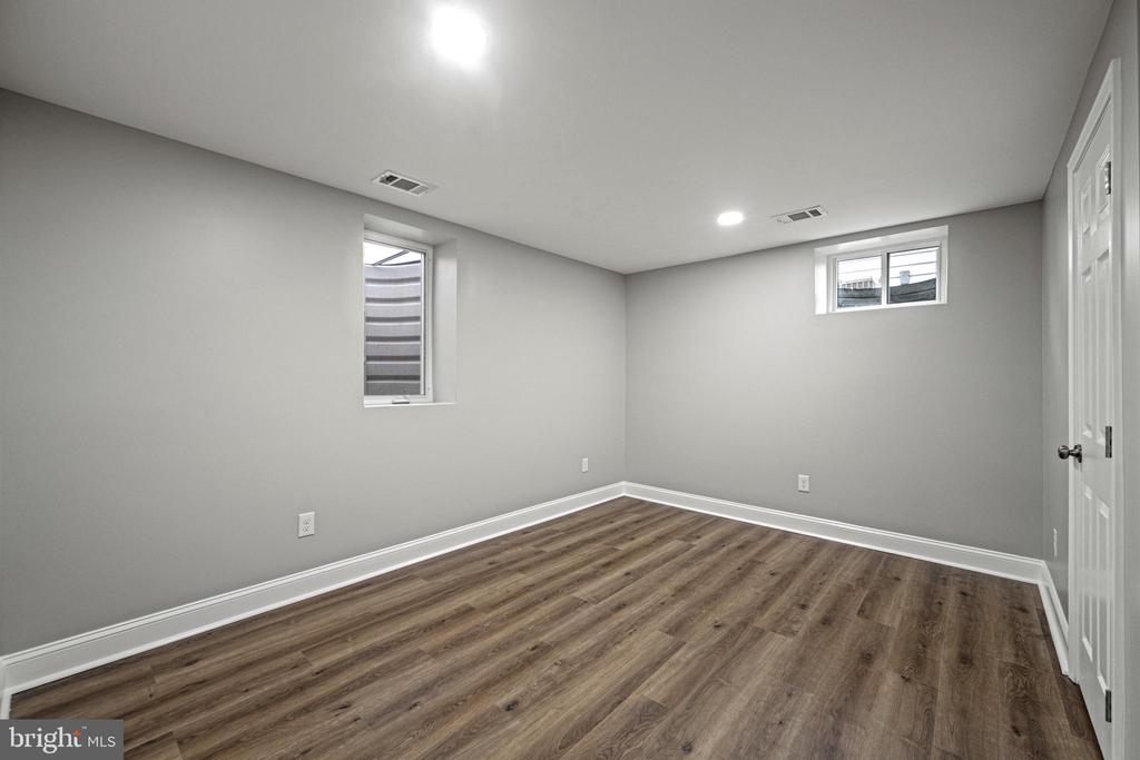 833 NOLAND DRIVE