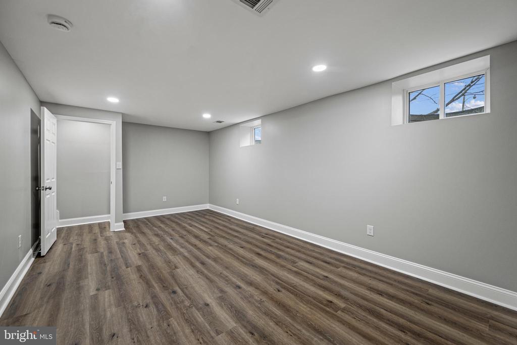 833 NOLAND DRIVE