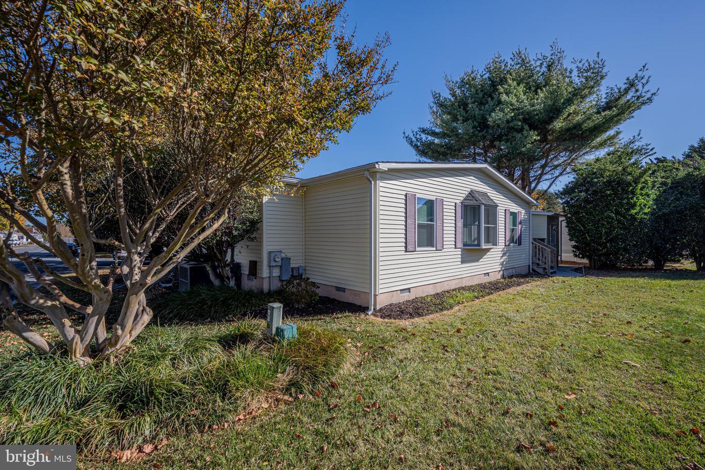 6 Ensign Dr
