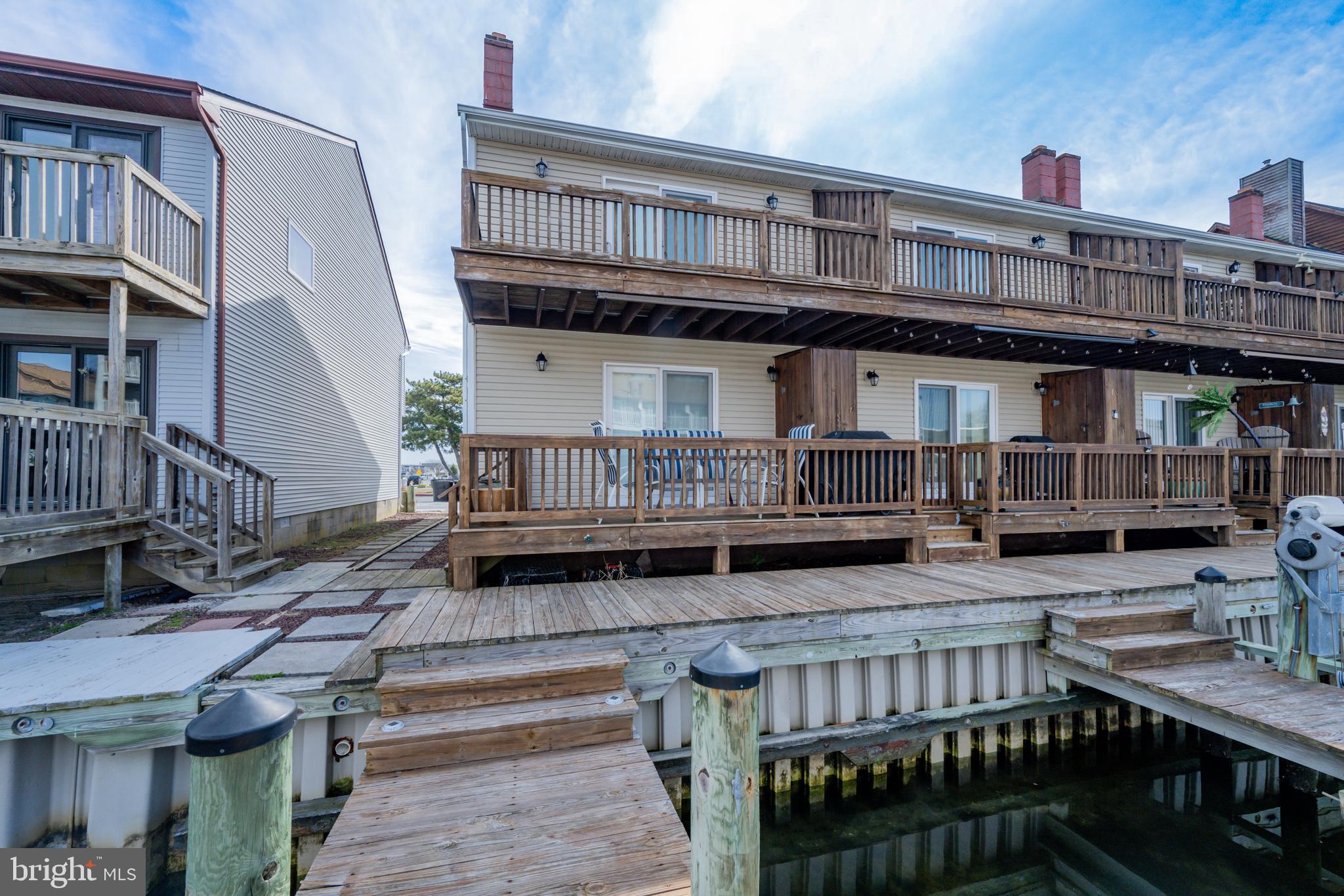 11611 WINDWARD DRIVE E