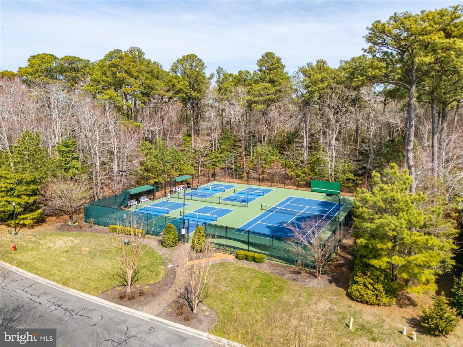 10214 RUFFIAN LANE