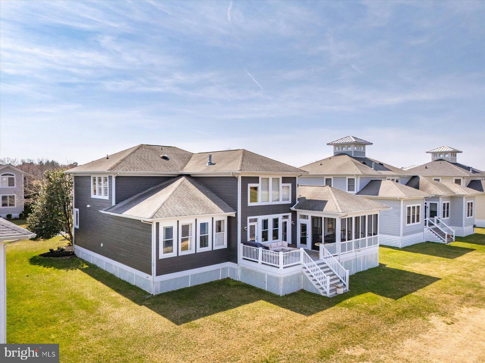 10214 RUFFIAN LANE