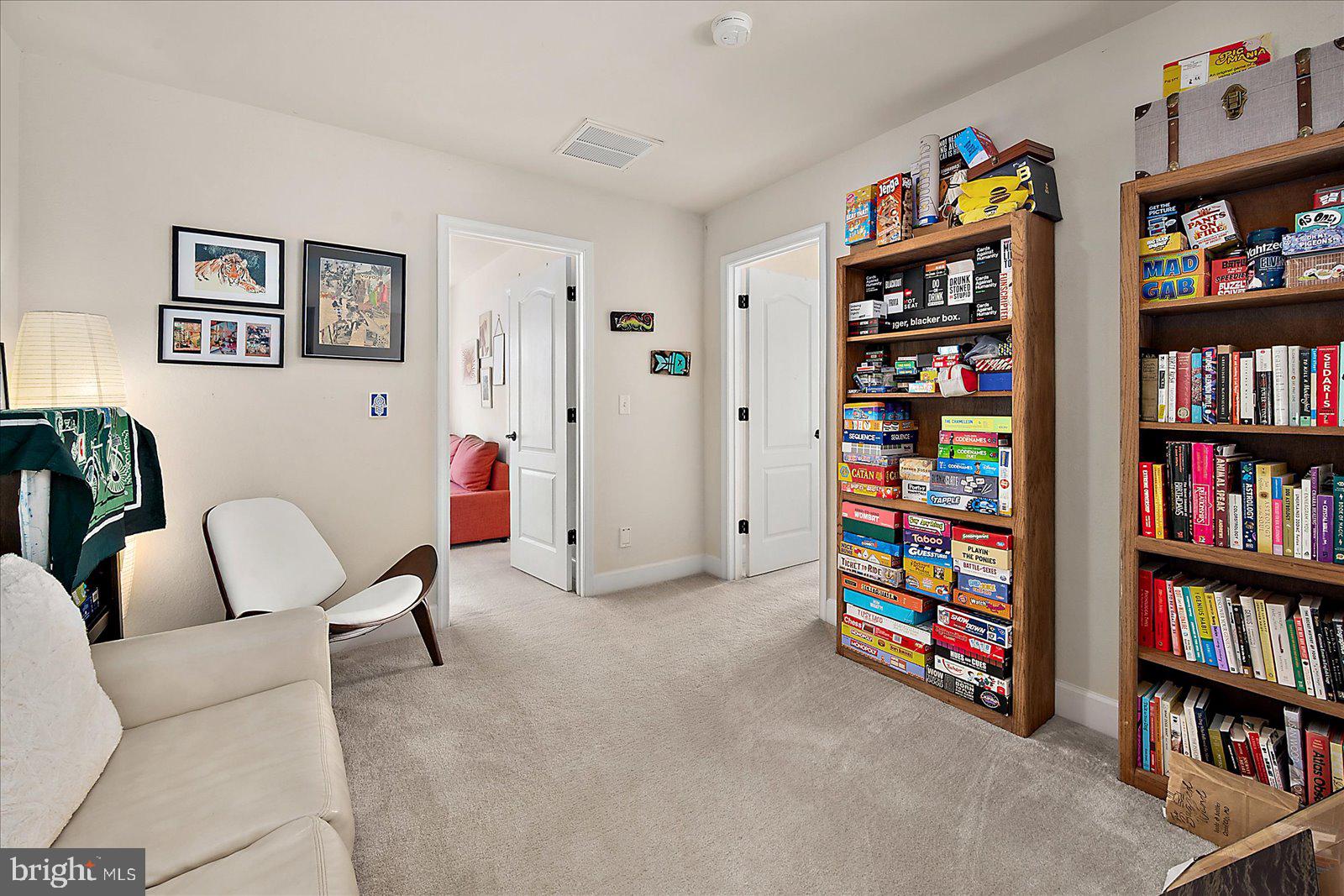 10214 RUFFIAN LANE