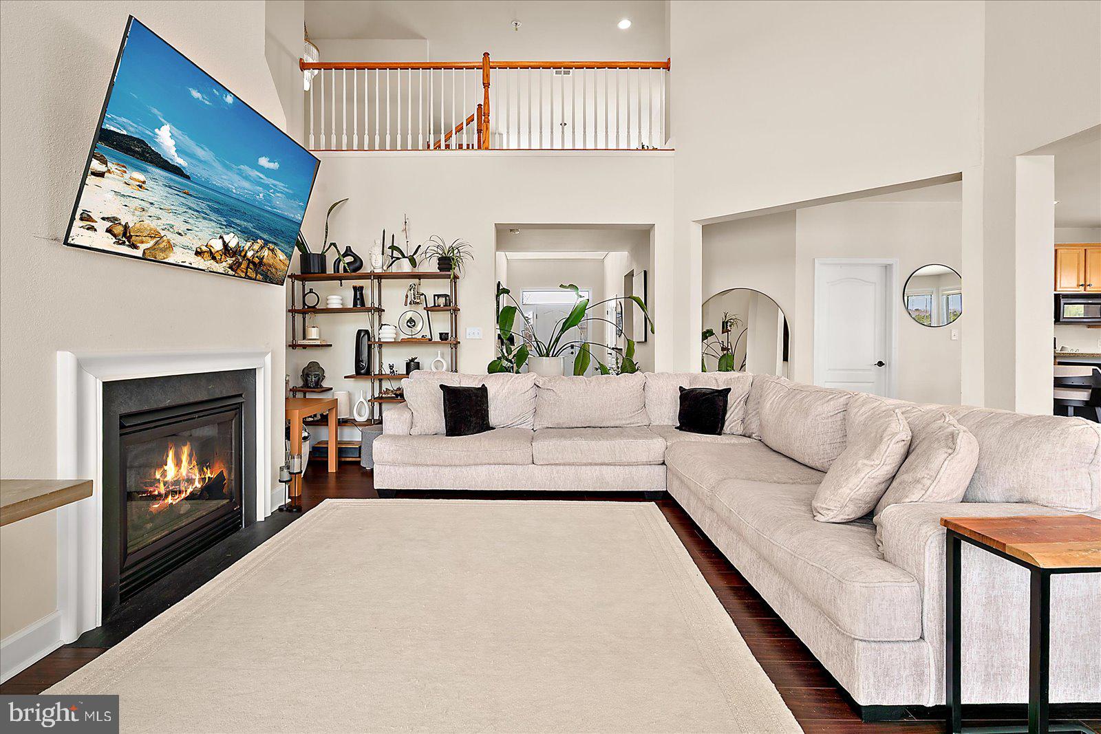 10214 RUFFIAN LANE