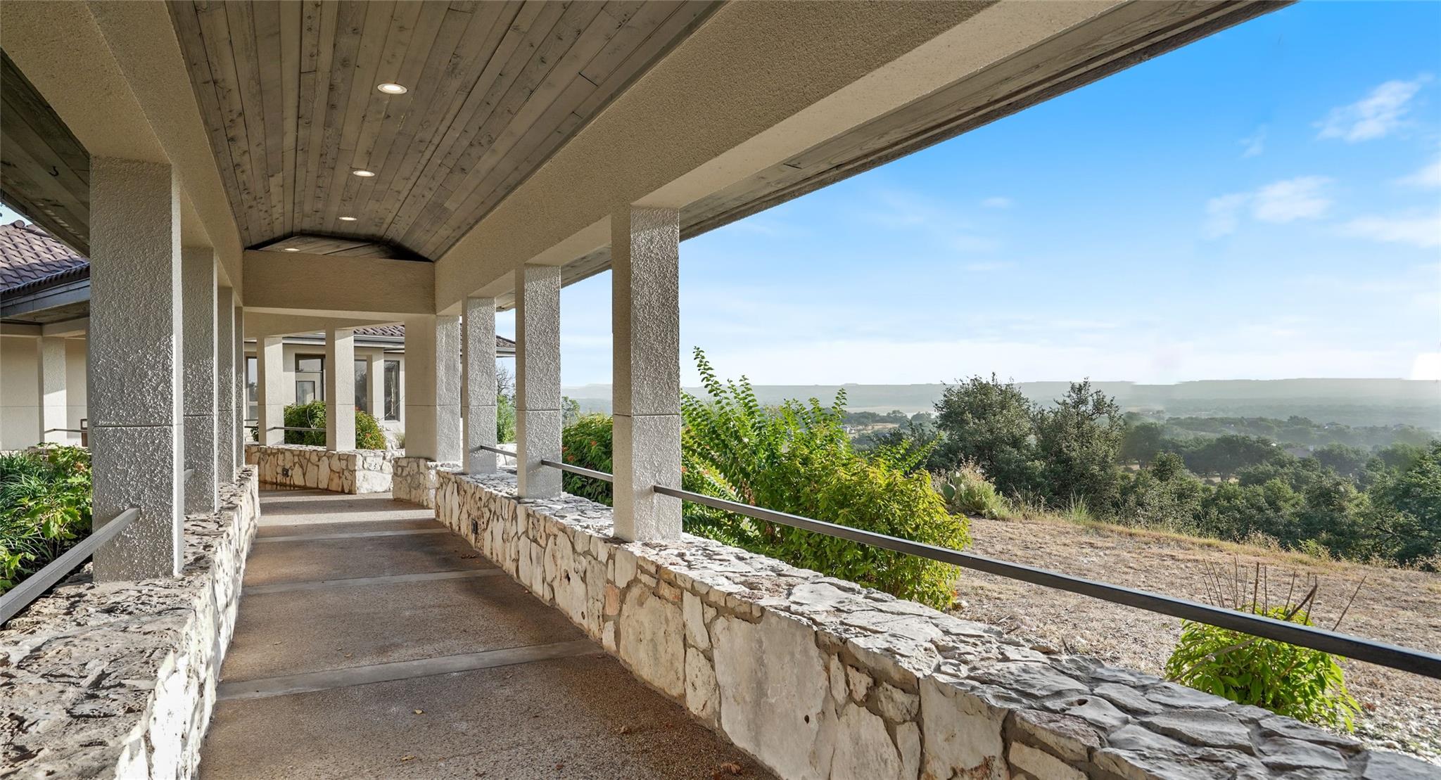 2504 Countryside CIR