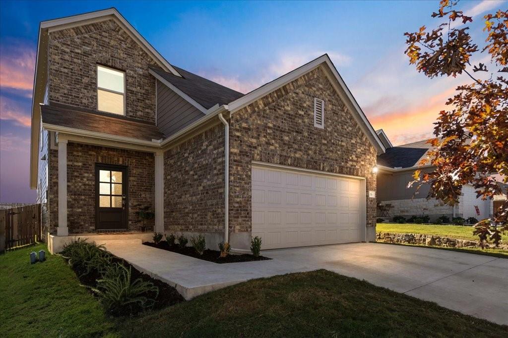 376 Papaya DR