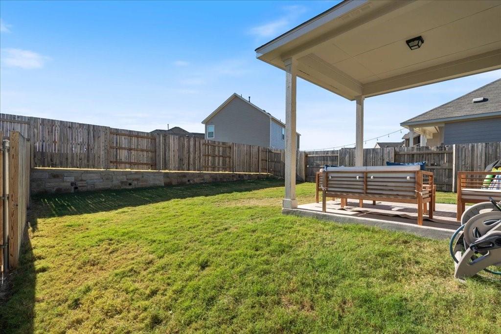 376 Papaya DR